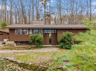 4 Van Ger Dr, Bow, NH 03304