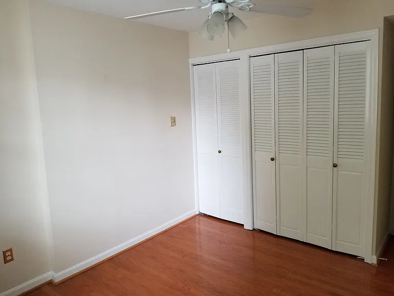 321 Wilkes St — Photo 38