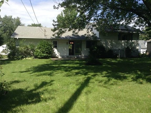 4th image of 2116 Valdez Dr