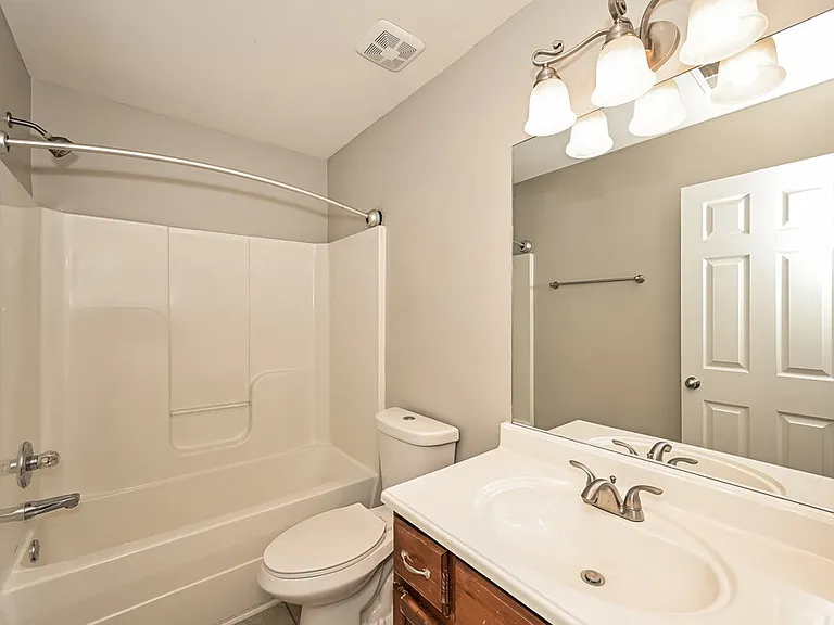 2032 Patrick Way — Photo 15