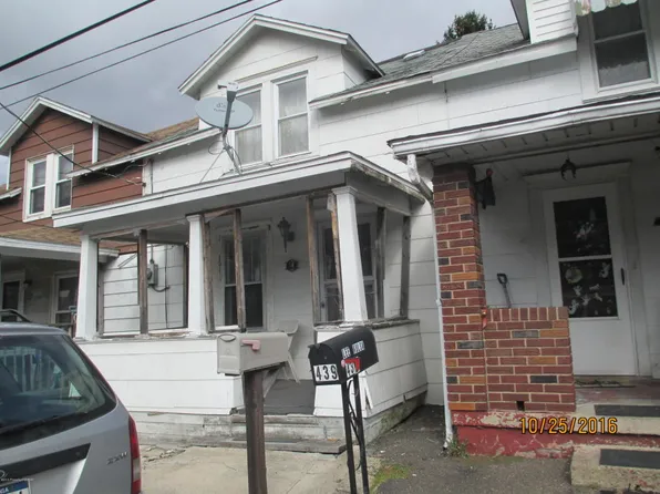14 Old Cranberry St, Hazle Township, PA 18202