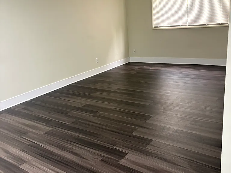 1685 Jane Dr #4 — Photo 7