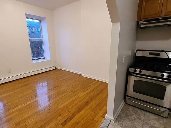 3rd image of 377 Greene Ave APT 2