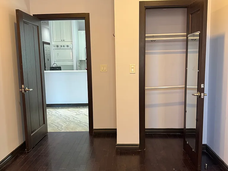 73-05 Metro Ave #2 — Photo 3