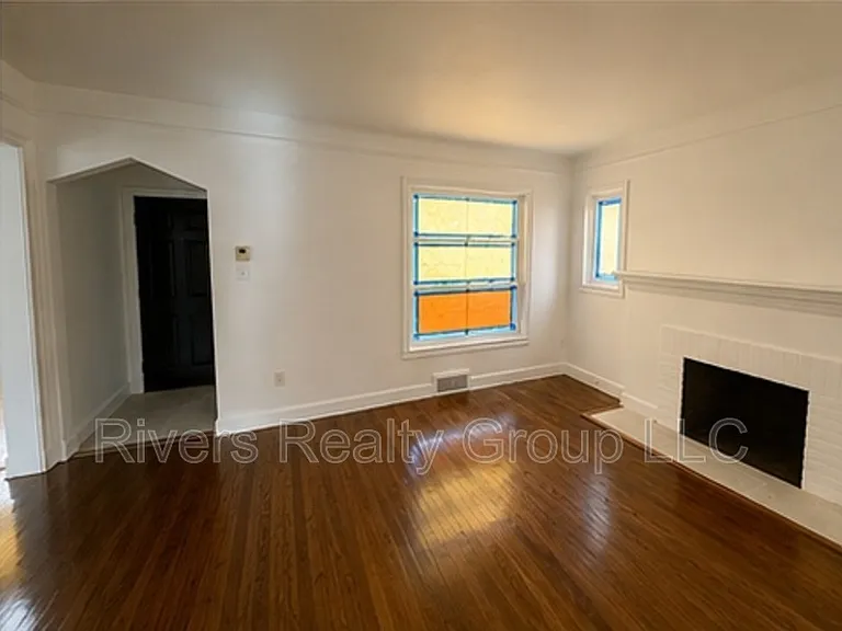 16811 Cruse St — Photo 3