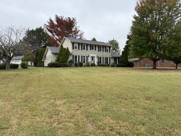 132 Windsor Dr