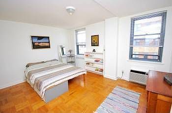 5th image of 2601 Pennsylvania Ave APT 908