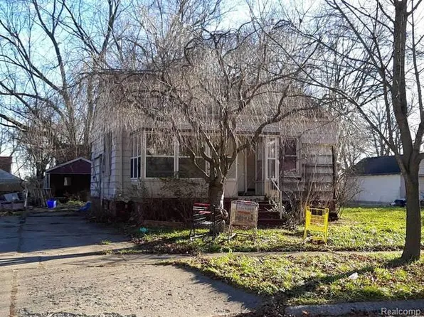 2426 Hoff St, Flint, MI 48506