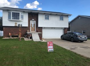 414 Brentwood Ave, Moundsville, WV 26041