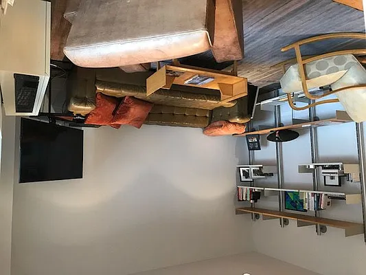 Rented by Veracity NYC LLC | media 14