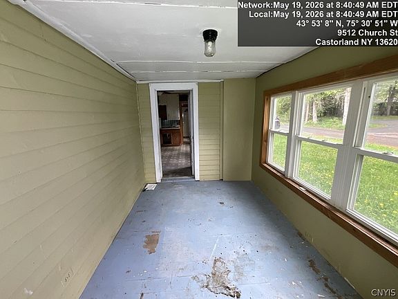 5th image of 9512 Church St