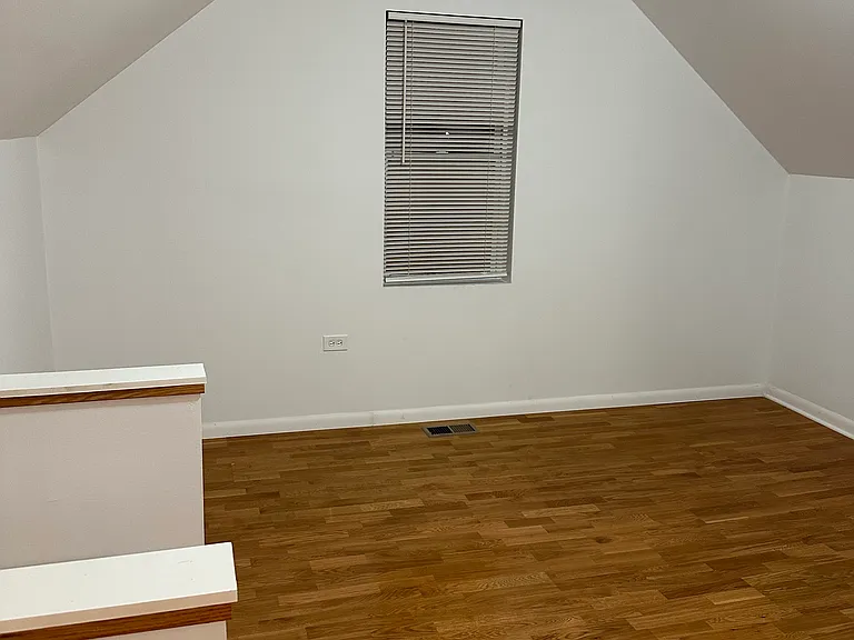 2237 S Homan Ave — Photo 3