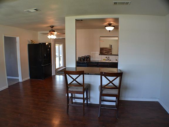 4th image of 4057 N Phillip Ave