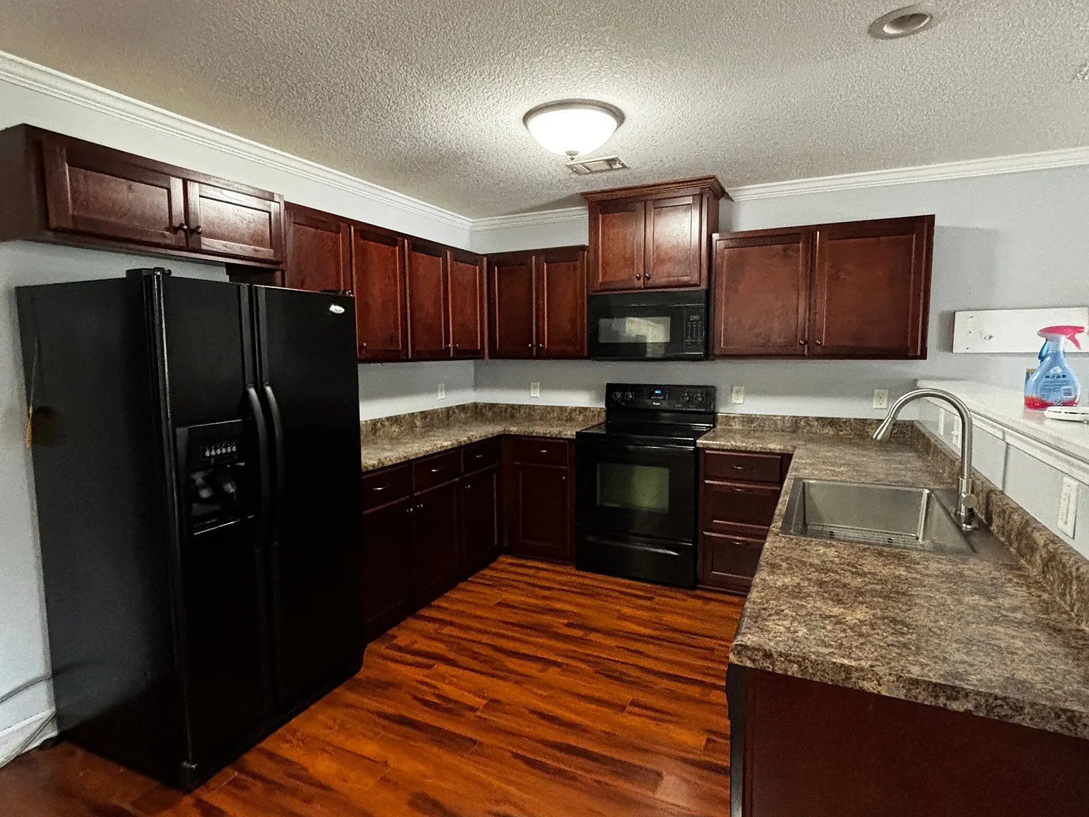221 Guyett Avenue - 1 — Photo 4