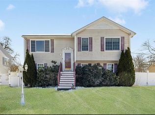 156 Longmeadow Ave, Warwick, RI 02889