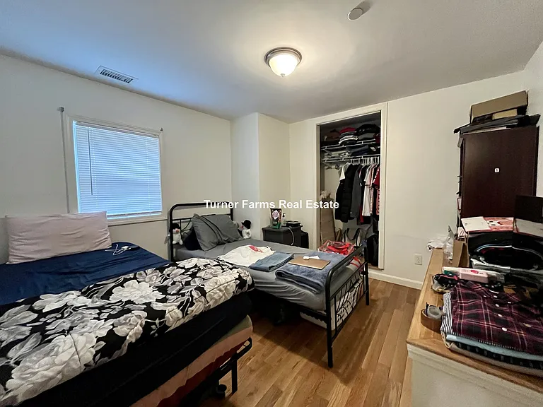 35 Forbes St — Photo 14