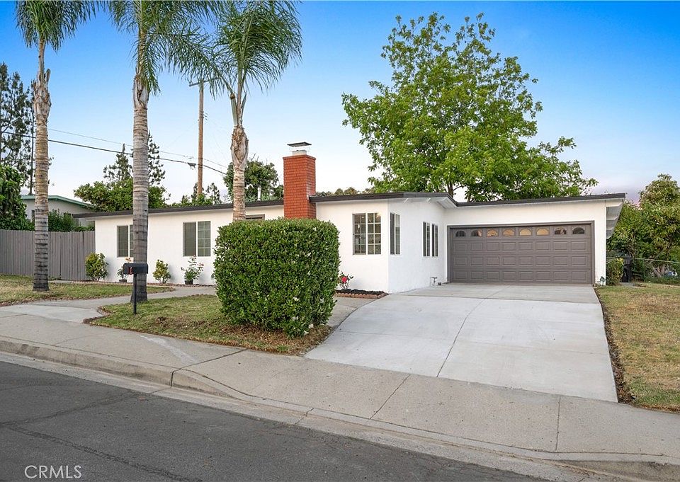 1st image of 835 Hallwood Ave