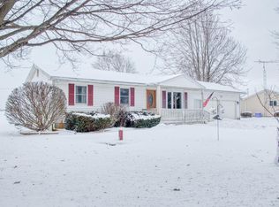 2850 N Hickory Rd, Owosso, MI 48867