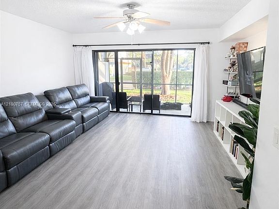 5th image of 4321 SW 70th Ter