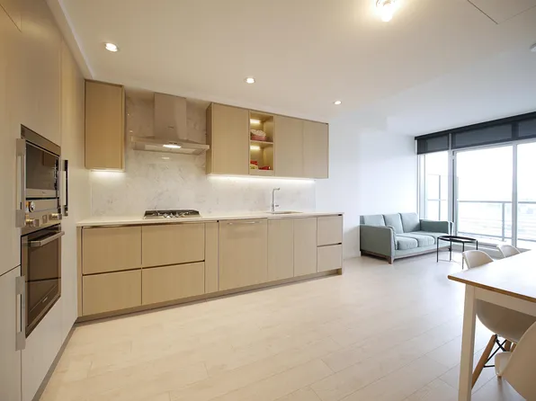 4730 Lougheed Hwy, Burnaby, BC