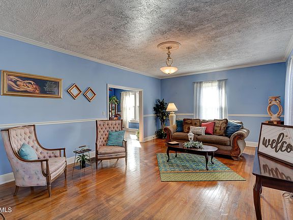 2nd image of 2448 Brooks Ave