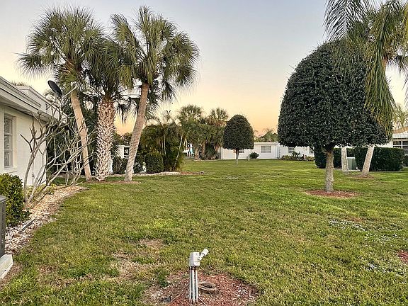 3rd image of 1737 Caribbean Cir #12