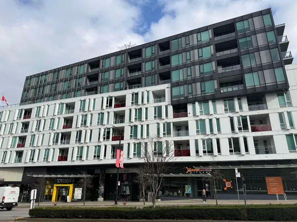 2888 Cambie St #806, Vancouver, BC V5Z 0H3