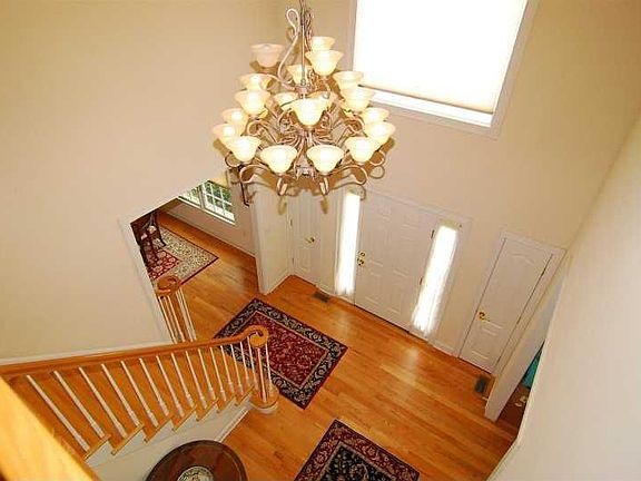 2nd image of 74 Oak Ave