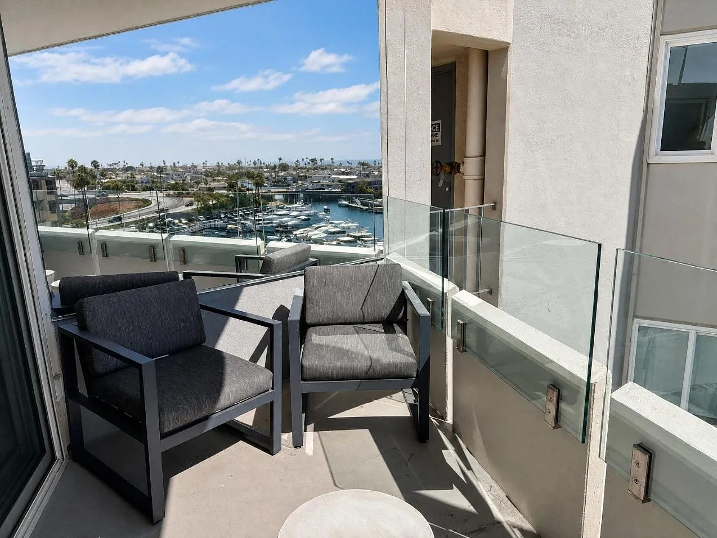Newport Beach Bay and Oceanfront view | 7th Floor Luxury 2+2 Condo | Newport Towers — Photo 4