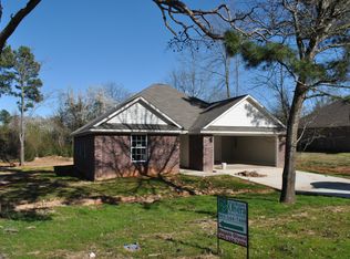 313 Jasmine Ln, Nash, TX 75569
