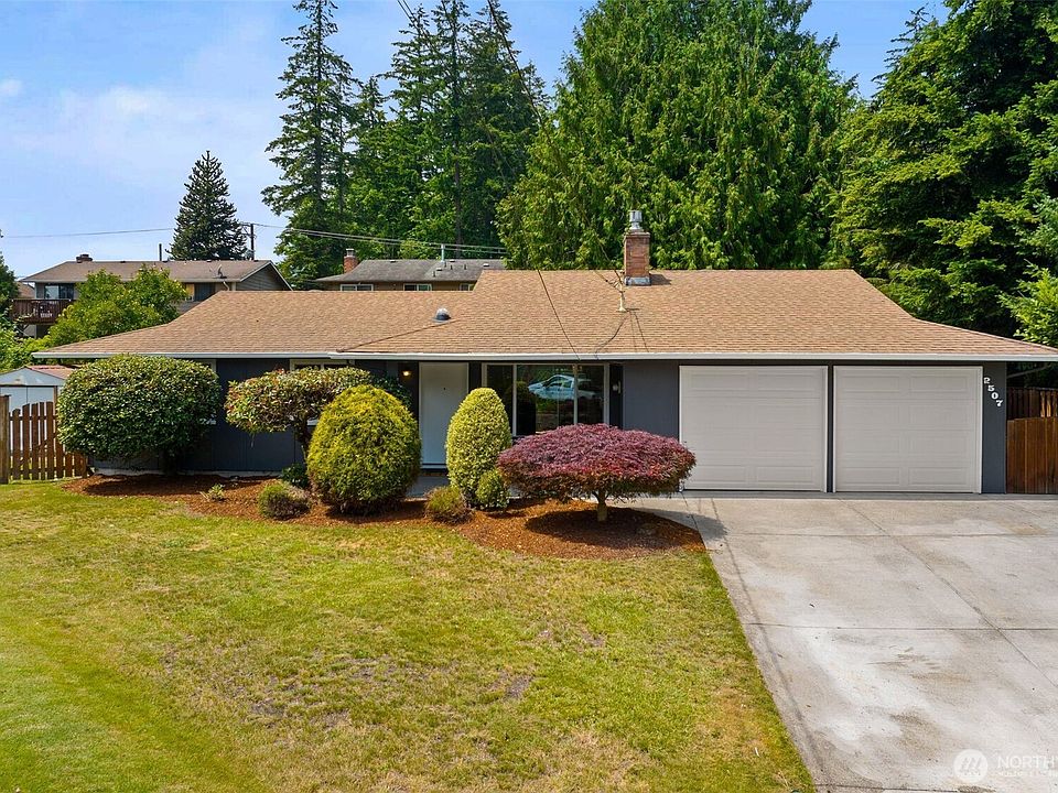 1st image of 2507 Vashon Court NE