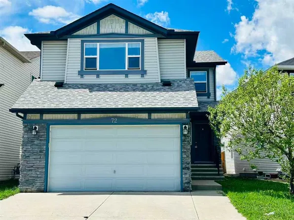 72 E Pantego Close NW, Calgary, AB T3K 0K1
