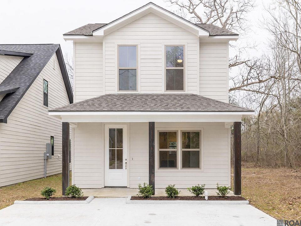 1st image of 205 Evergreen Dr