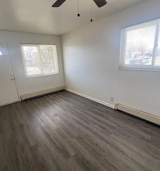 291 E Welby Ave — Photo 12