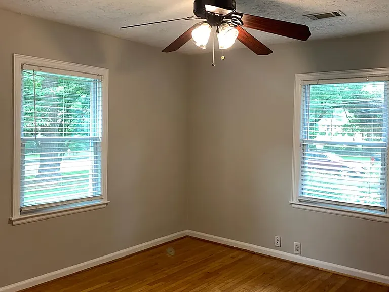 864 Shadowridge Dr — Photo 31
