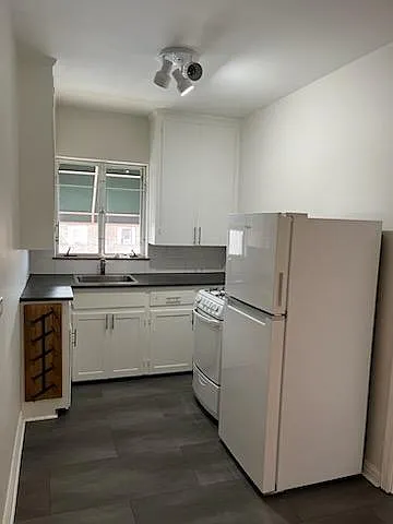 501 Garfield St #302 — Photo 8