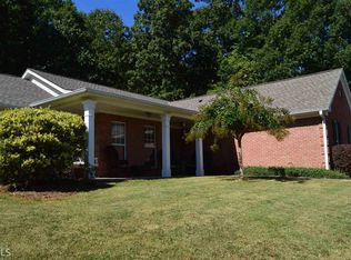 732 Overlook Dr, Winder, GA 30680