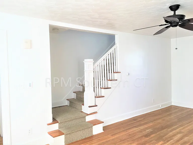 330 Fort Hale Rd — Photo 3