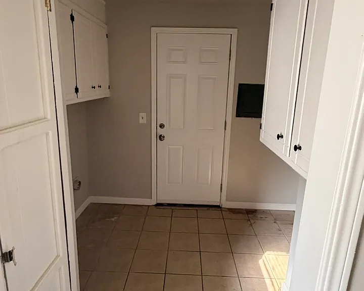 5008 Creekwood Dr — Photo 9