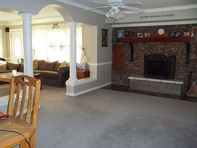 Fireplace/ Family Room