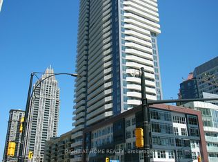 4065 Confederation Pkwy #911, Mississauga, ON L5B 0L4