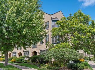 119 Whistler Rd, Highland Park, IL 60035