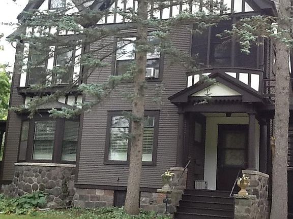 3rd image of 717 W Huron St APT 2