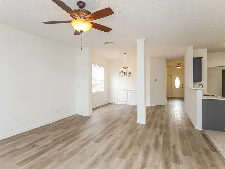 610 Clairidge Ln — Photo 7