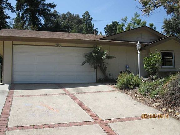 2nd image of 171 Hillhaven Ct