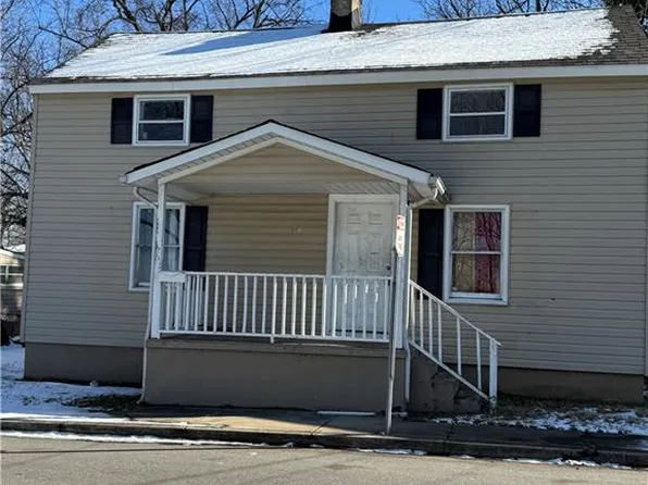 607 Lancaster Dr, Reidsville, NC 27320