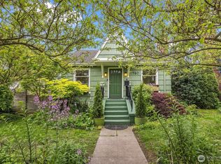 7350 Keen Way N, Seattle, WA 98103