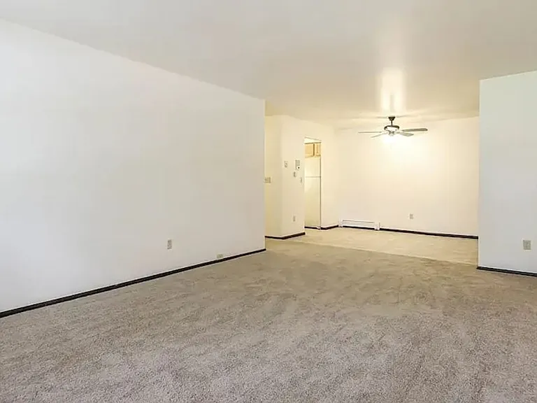 Morningside Hills Apartments-Waukesha — Photo 16