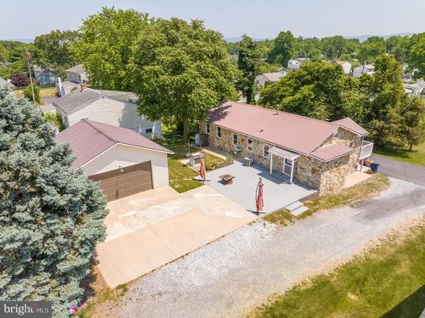 317 E 13th Ave, Ranson, WV 25438
