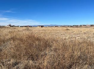 1053 E Sapinero Dr, Pueblo West, CO 81007